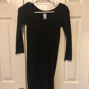 Black bodycon dress